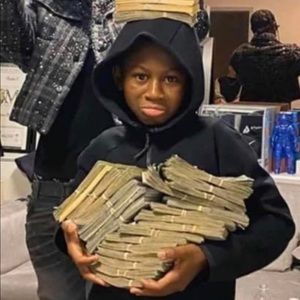 Meet your Posher, Malik